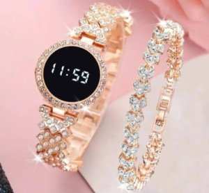 STONE TOUCH ROUND LADIES WATCH